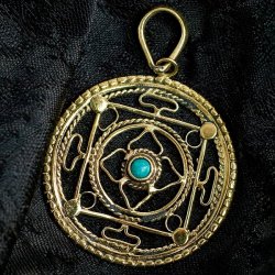 マンダラ模様のペンダントトップ