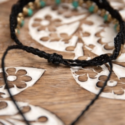 ビーズとターコイズのマクラメ編みブレスレット - サブ4