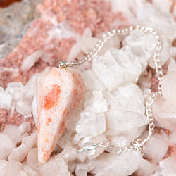 天然石のペンデュラム　占いやダウジング　ヒーリングに使われるパワーストーンの振り子 - サブ2