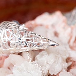 7種の天然石セット　ペンデュラム　占いやダウジング　ヒーリングに使われるパワーストーンの振り子 - サブ4