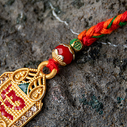 ラーキー - インドの紐ブレスレット - サブ3