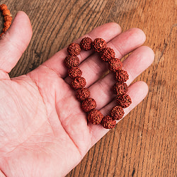 ルドラクシャのブレスレット 聖なる菩提樹の実 - サブ3
