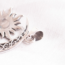 シルバー ペンダントトップ　-太陽と月 - サブ4