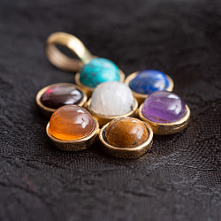 天然石のチャクラゴールドペンダントトップ-直径約2.5cm - サブ2