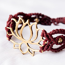 小さめモチーフロータス マクラメ編みブレスレット - サブ5