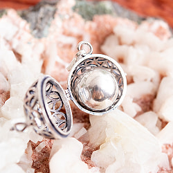 エスニック文様のガムランボール ペンダントトップ - シルバーオーン - サブ4