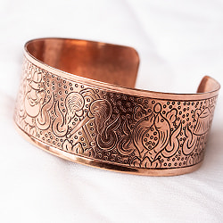 チベット密教　吉祥文様のメタルバングル　フリーサイズ - サブ2