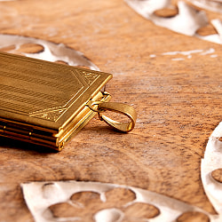 インドの伝統　ブック型のロケットペンダント - サブ3