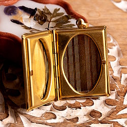 インドの伝統　ブック型のロケットペンダント - サブ4