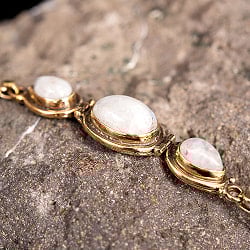 3つの天然石のゴールドブレスレット - サブ2