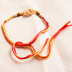 ラーキー - インドの紐ブレスレット　シヴァのダマルーとオーム - サブ4