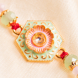 ラーキー - インドの紐ブレスレット　オリエンタルフラワー - サブ2