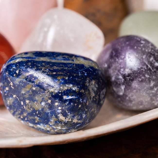 チャクラストーン タンブル チャクラヒーリングに使われる天然石パワーストーン7個セット セブンチャクラ 4 - 原石そのままの無垢さが魅力