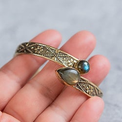 2つの天然石のメタルブレス　ティアドロップ - サブ5