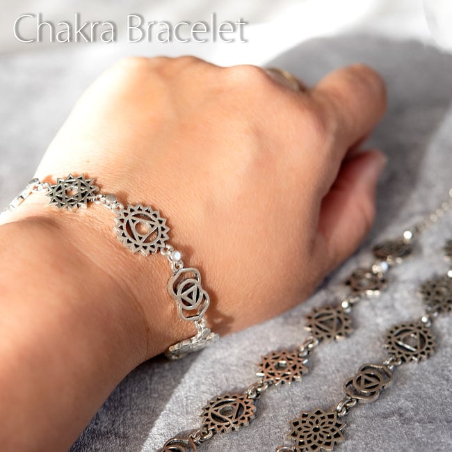 シルバーカラーのシンプルデザイン　チャクラブレスレット　大の写真ブレスレット,アクセサリ,腕輪,シルバー,チャクラ