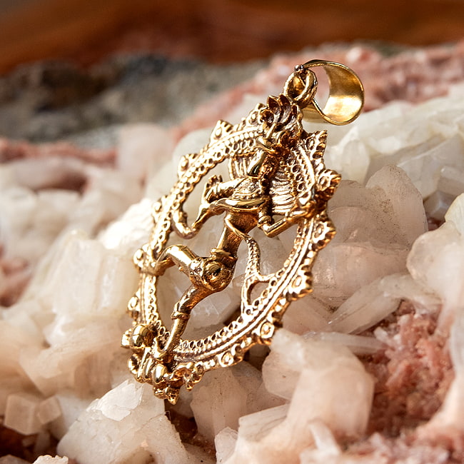 【6個セット】破壊と再生の神 ダンシング・シヴァのペンダント 3 - 一部分を拡大しました