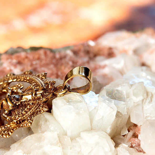 【6個セット】破壊と再生の神 ダンシング・シヴァのペンダント 5 - ここにチェーンを通します