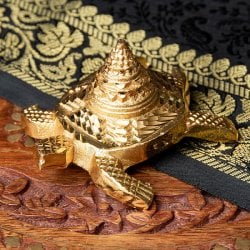 シュリー・ヤントラ ピラミッド カチュワ（kachwa） インド風水