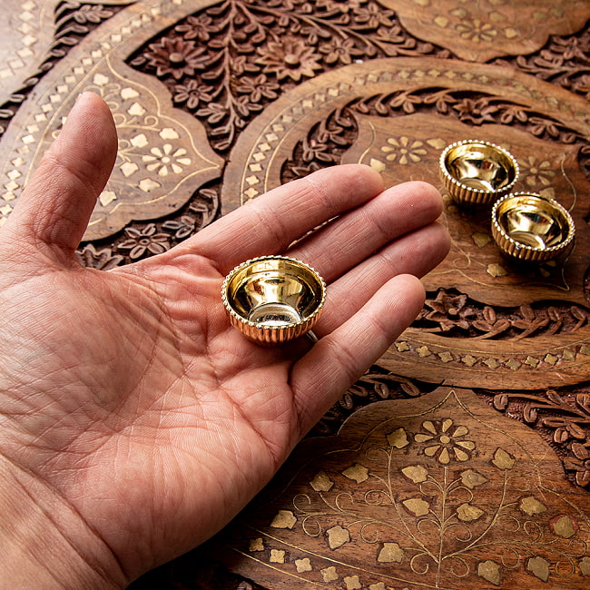 【3個セット】インドの礼拝用ミニボウル mina bowl 4 - これくらいのサイズ感です。