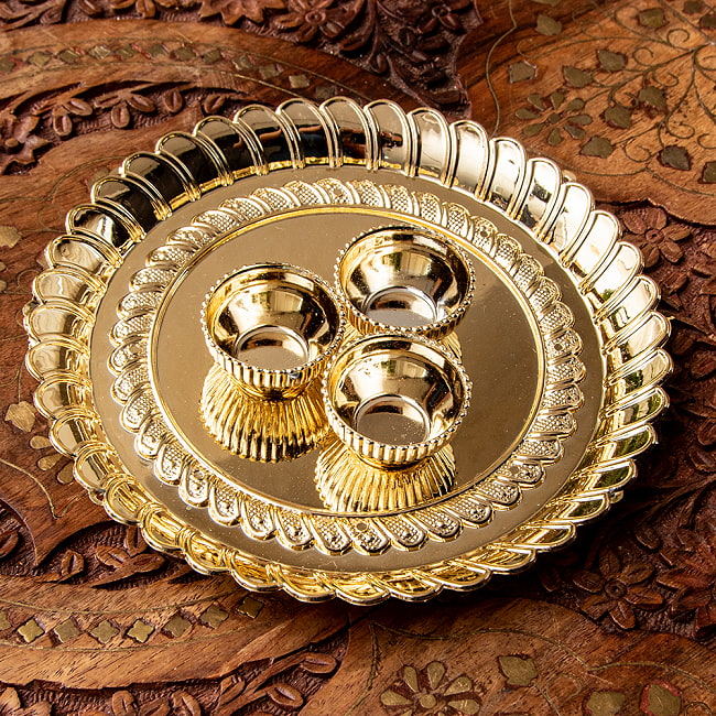 【3個セット】インドの礼拝用ミニボウル mina bowl 6 - 礼拝皿に載せた例です。