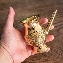 聖水入れ　プージャ用ブラス水差し 美しい彫り込み模様 - サブ5