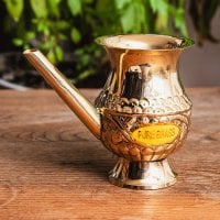 聖水入れ　プージャ用ブラス水差し 美しい彫り込み模様(ID-ARTLMP-302)