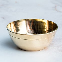インドの礼拝用 ブラスボウル 直径8.5cmの商品写真