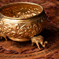 象が支える吉祥ボウル 小物入れ 重厚なブラス製 - サブ3