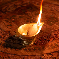 ブラスのオイルランプ - ポット型 - サブ2