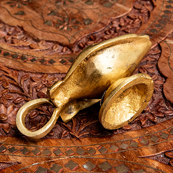 ブラスのオイルランプ - ラクシュミの手 台座付き - サブ5