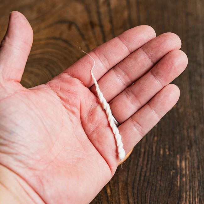 コットンの灯心 40個くらい入り 4 - これくらいの長さ