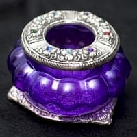 ホワイトメタル装飾　カラーガラス灰皿 - (紫)の商品写真
