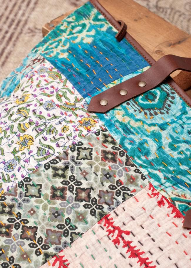 〔一点物〕伝統を紡いだ ラリーキルトのトートバッグ 4 - 拡大写真です