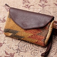 〔一点物〕伝統を紡いだ インドキリムのクラッチウォレットの商品写真