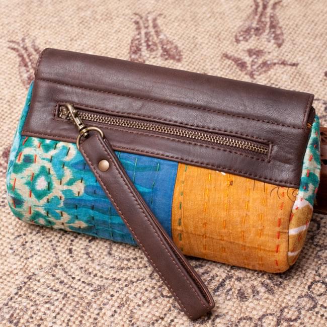 〔一点物〕伝統を紡いだ ラリーキルトのクラッチウォレット 2 - 裏面の写真です