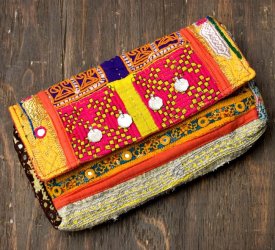 【一点物】アラブのクラッチバッグの商品写真