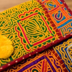 【1点物】カッチ刺繍のクラッチバッグ−ショルダー付き - サブ2