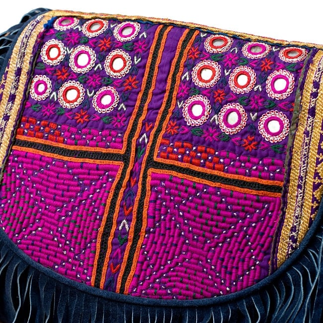 【一点物】アラブのショルダーバッグ-Lサイズ 2 - 刺繍部分をアップにしてみました。