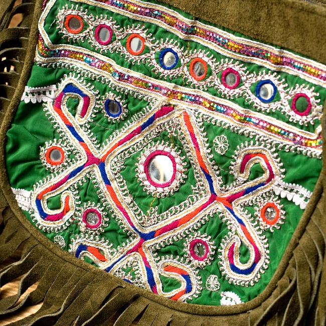 【一点物】アラブのショルダーバッグ-Sサイズ 2 - 刺繍部分をアップにしてみました。