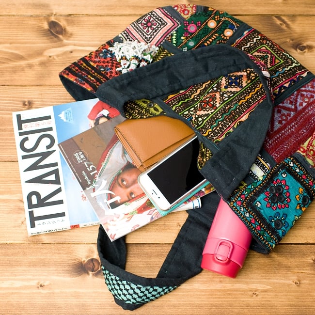 【一点物・アンティーク】アフガニトートバッグ-Mサイズ 14 - たっぷり荷物が入り、とても使いやすいですね!※写真は柄違いID-BAG-669の商品です