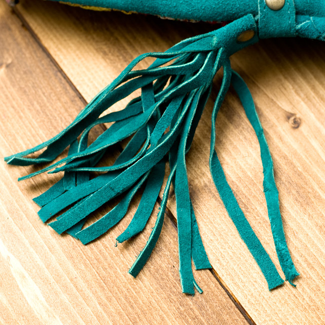 【一点物】アラブのショルダーバッグ-Mサイズの商品写真 5枚目 両サイドのフリンジも可愛いです(*^^*)