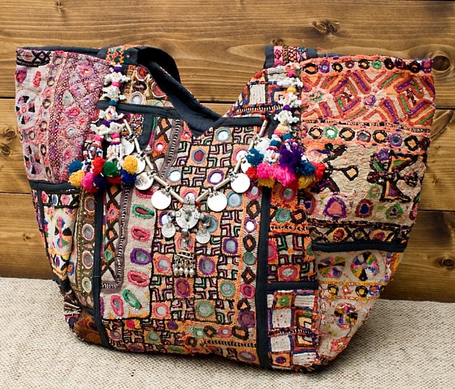 【一点物・アンティーク】アフガニトートバッグ-Lサイズの写真アフガニバッグ,トートバッグ,アフガニ,古布,パッチワーク,バッグ,ミラー,トラベルバック