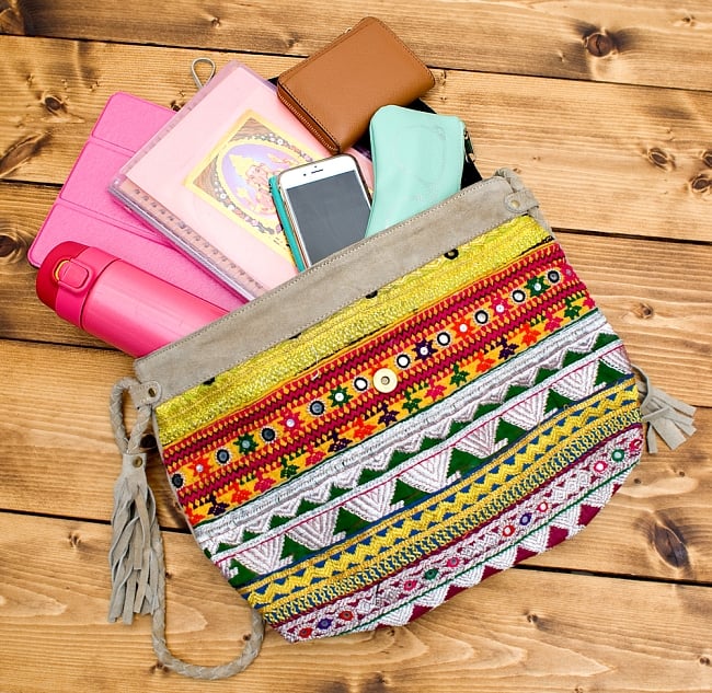 【一点物】アラブのショルダーバッグ-Lサイズ 13 - IPADやB5ファイル、水筒等沢山入って使い勝手がとてもいいです！