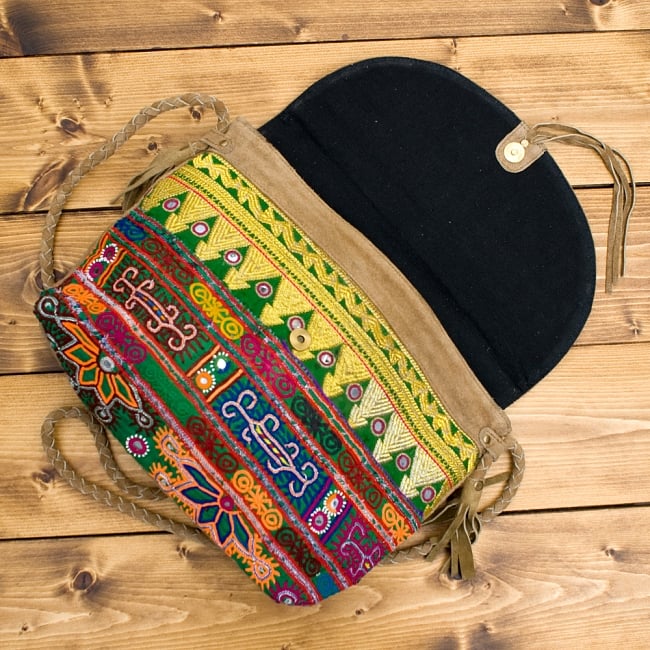 【一点物】アラブのショルダーバッグ-Lサイズ 5 - 開けてみました!