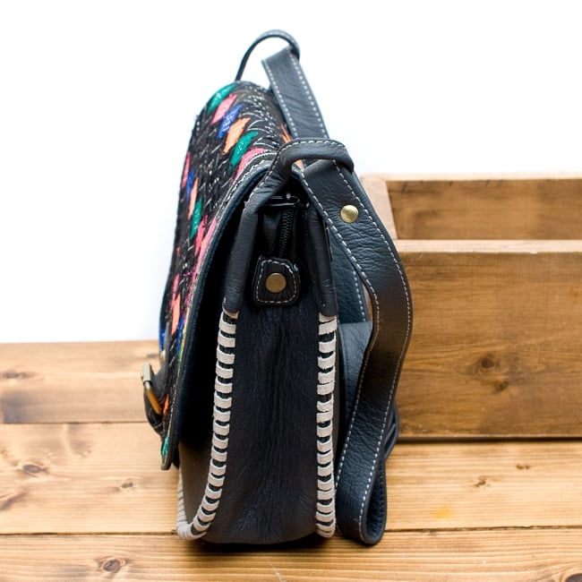 【一点物】アフガニショルダーバッグ-Mサイズ 4 - サイドはこのようになっています