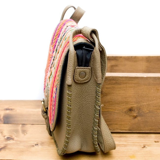 【一点物】アフガニショルダーバッグ-Mサイズ 4 - サイドはこのようになっています