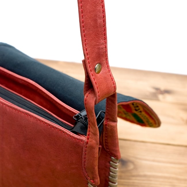 【一点物】アフガニショルダーバッグ-Mサイズ 9 - ストラップ付け根部分はこのようになっています※こちらは柄違いの商品です