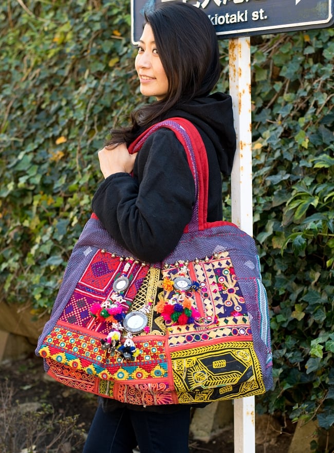 【一点物】アフガニボストン 15 - 実際に持ってみるとこのくらいの大きさです！※こちらは柄違いの商品です