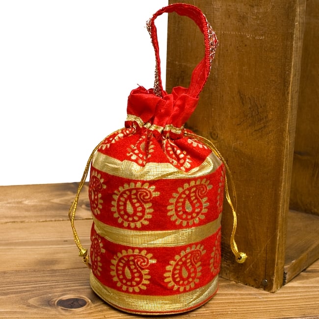 きらきらペイズリーのミニバッグ - レッドの写真1枚目です。キラキラプリントがとっても可愛いミニバックです！ハンドバッグ,インド バッグ,手提げ バッグ,サリー バッグ,パンジャビドレス バッグ,ラッピング袋,ラッピングバッグ,ギフト袋