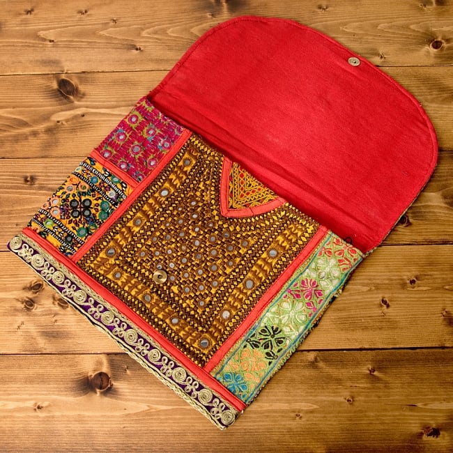 【一点物】アフガニクラッチバッグ-Lサイズ 5 - 開けてみるとこのようになっています